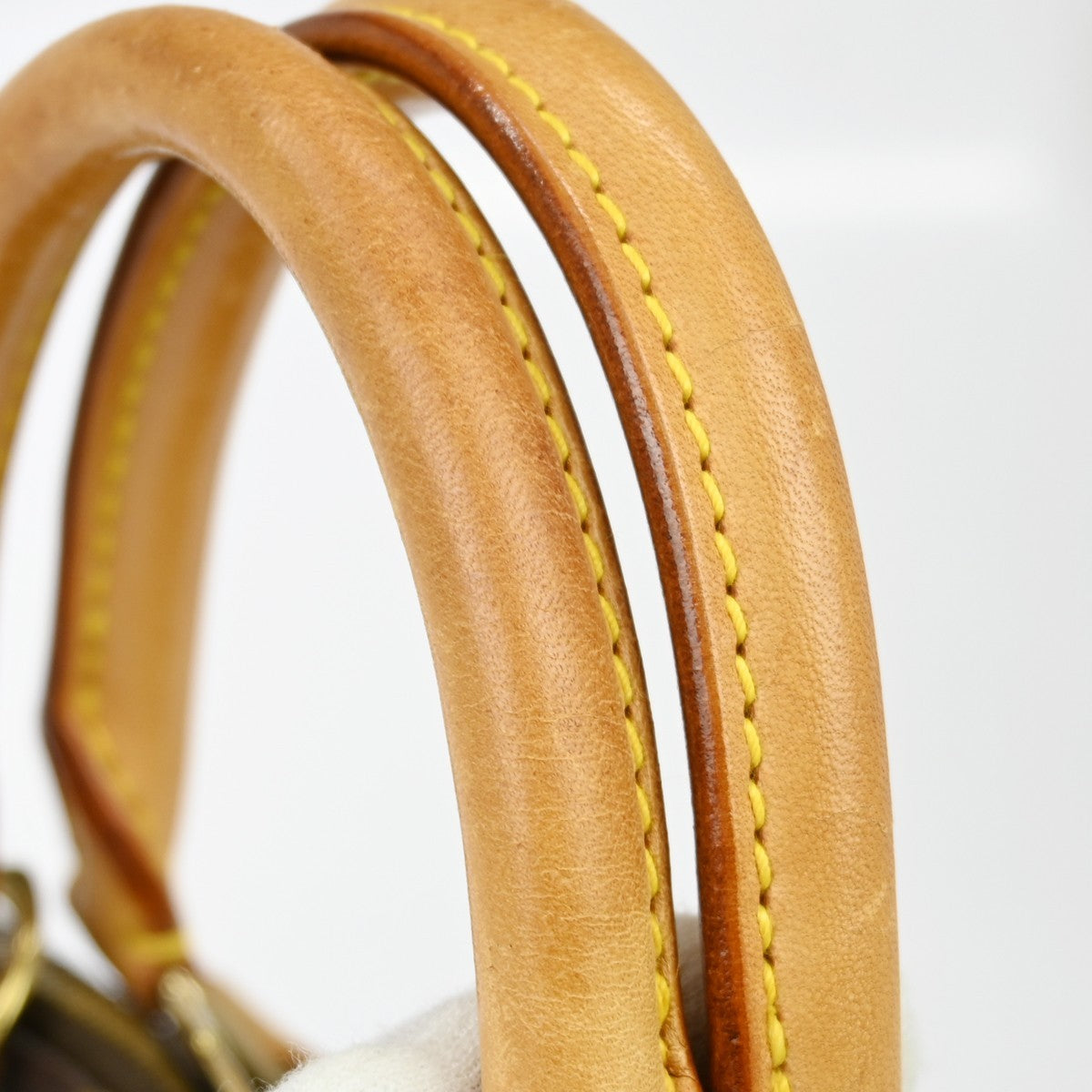 Louis Vuitton Alma Handbag Monogram Canvas Brown Canvas Handbag (Pre-Owned)