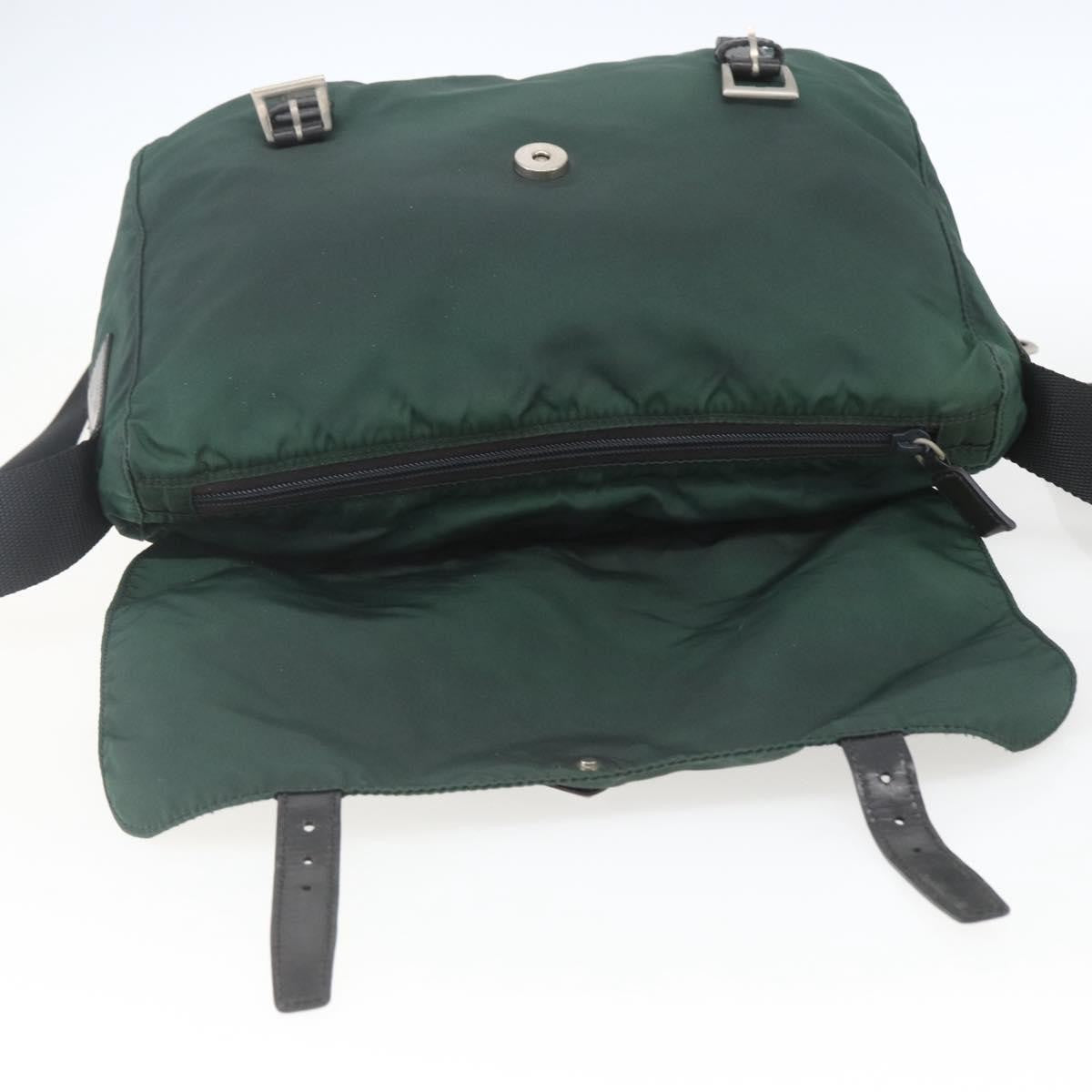 Prada Double Buckle Flap Messenger Bag Tessuto Green Nylon Shoulder Bag Bag (Pre-Owned)