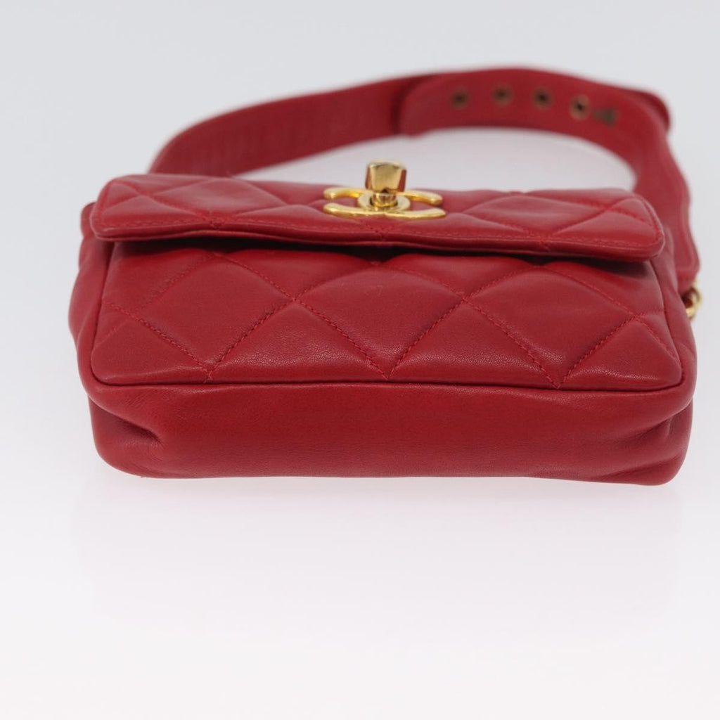 Chanel Vintage Cc Flap Waist Bag Quilted Lambskin Red Leather Clutche & Pouche Bag (Pre-Owned)