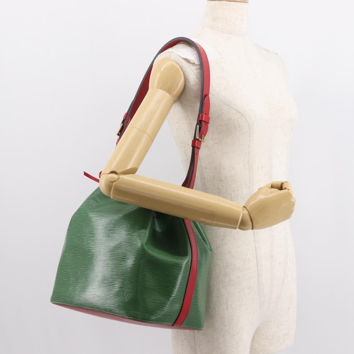 Louis Vuitton Bicolor Petit Noe Handbag Epi Leather Green Leather Shoulder Bag Bag (Pre-Owned)