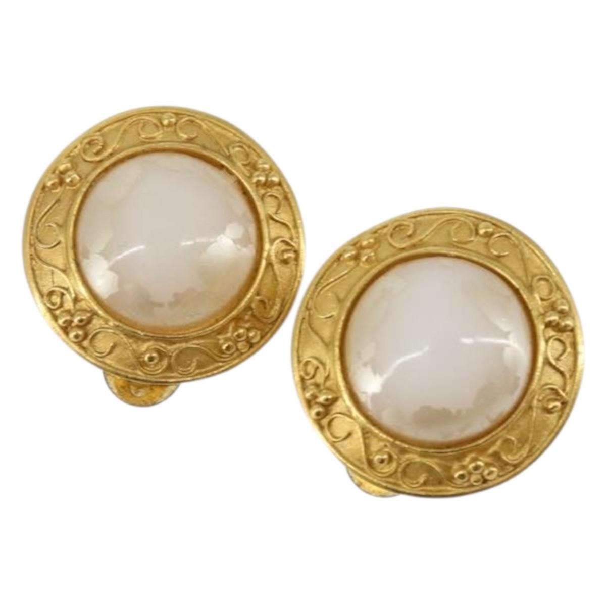 Chanel Vintage Earring Metal Gold Metal Earrings Jewelry (Pre-Owned)