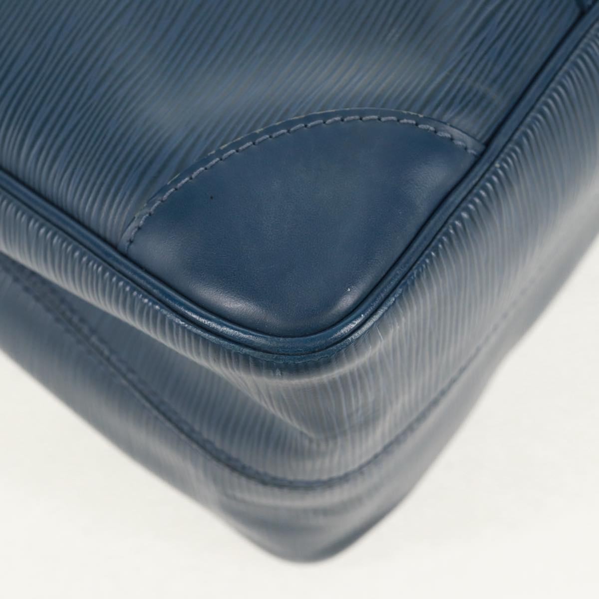Louis Vuitton Segur Handbag Epi Leather Blue Leather Shoulder Bag Bag (Pre-Owned)