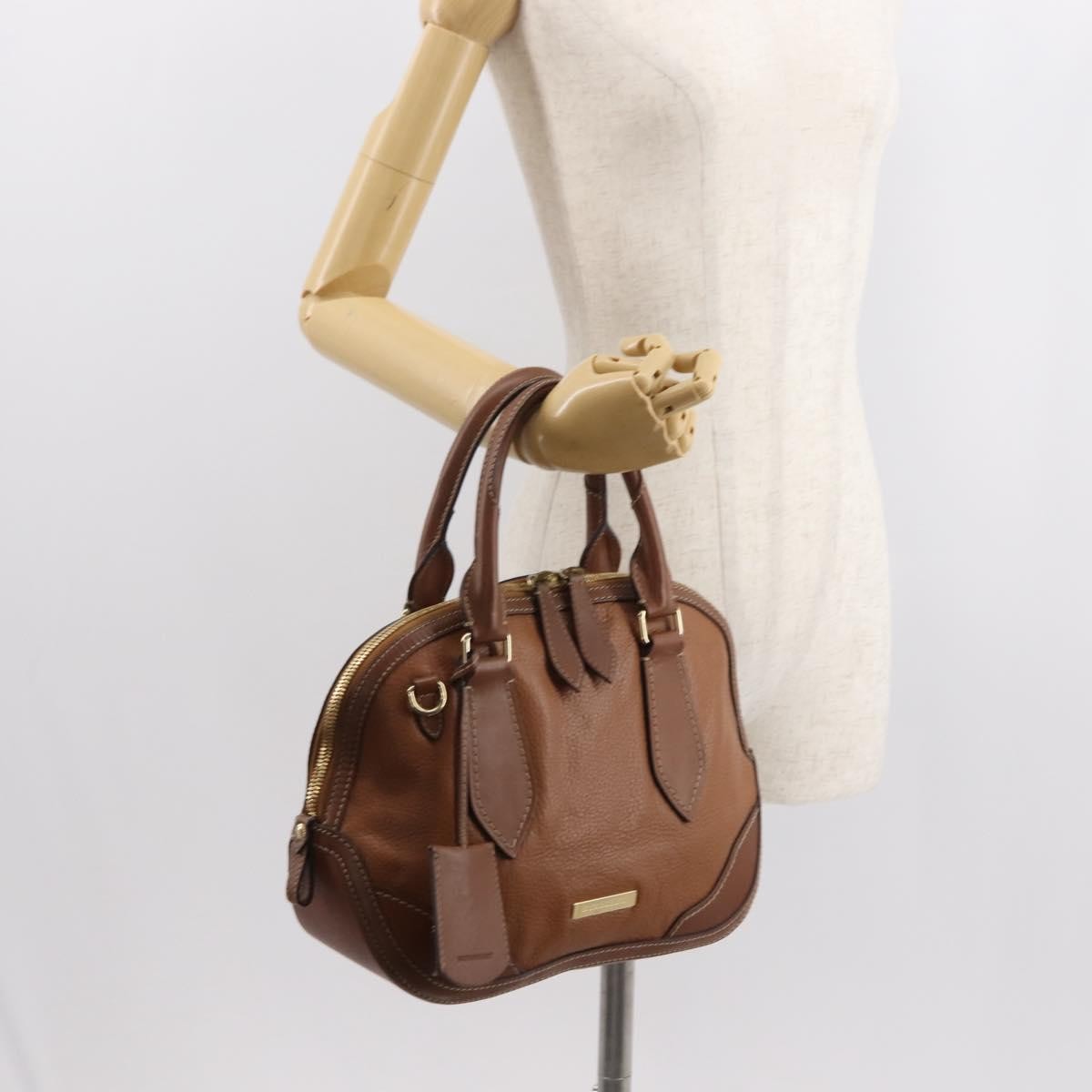 Burberry Orchard Bag Smooth Leather Brown Leather Handbag (Pre-Owned)