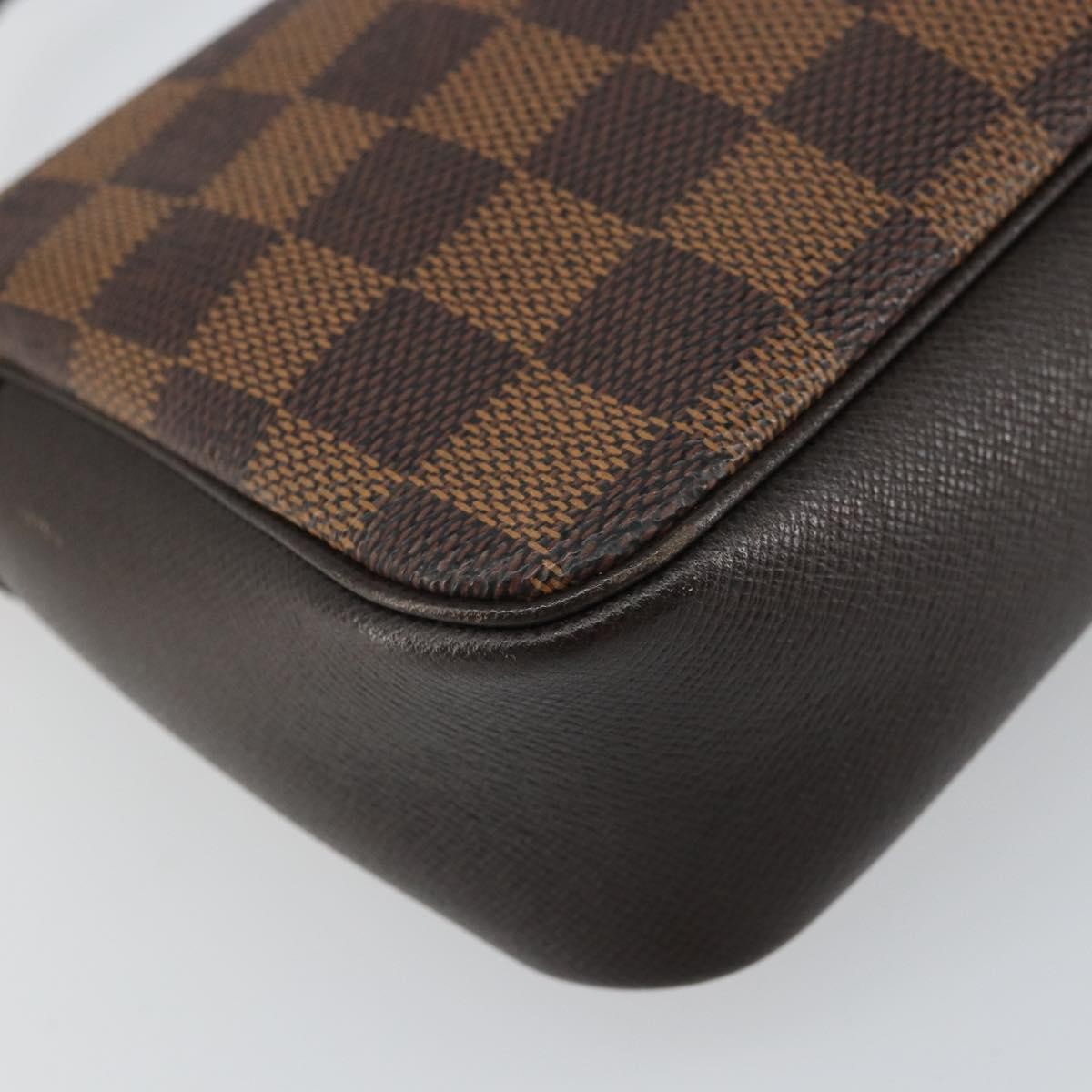 Louis Vuitton Trousse Make Up Bag Damier Canvas Brown Canvas Clutche & Pouche Bag (Pre-Owned)