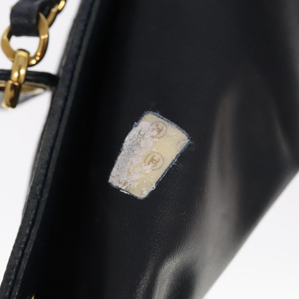 Chanel Vintage Shoulder Bag Leather Navy Leather Shoulder Bag Bag (Pre-Owned)