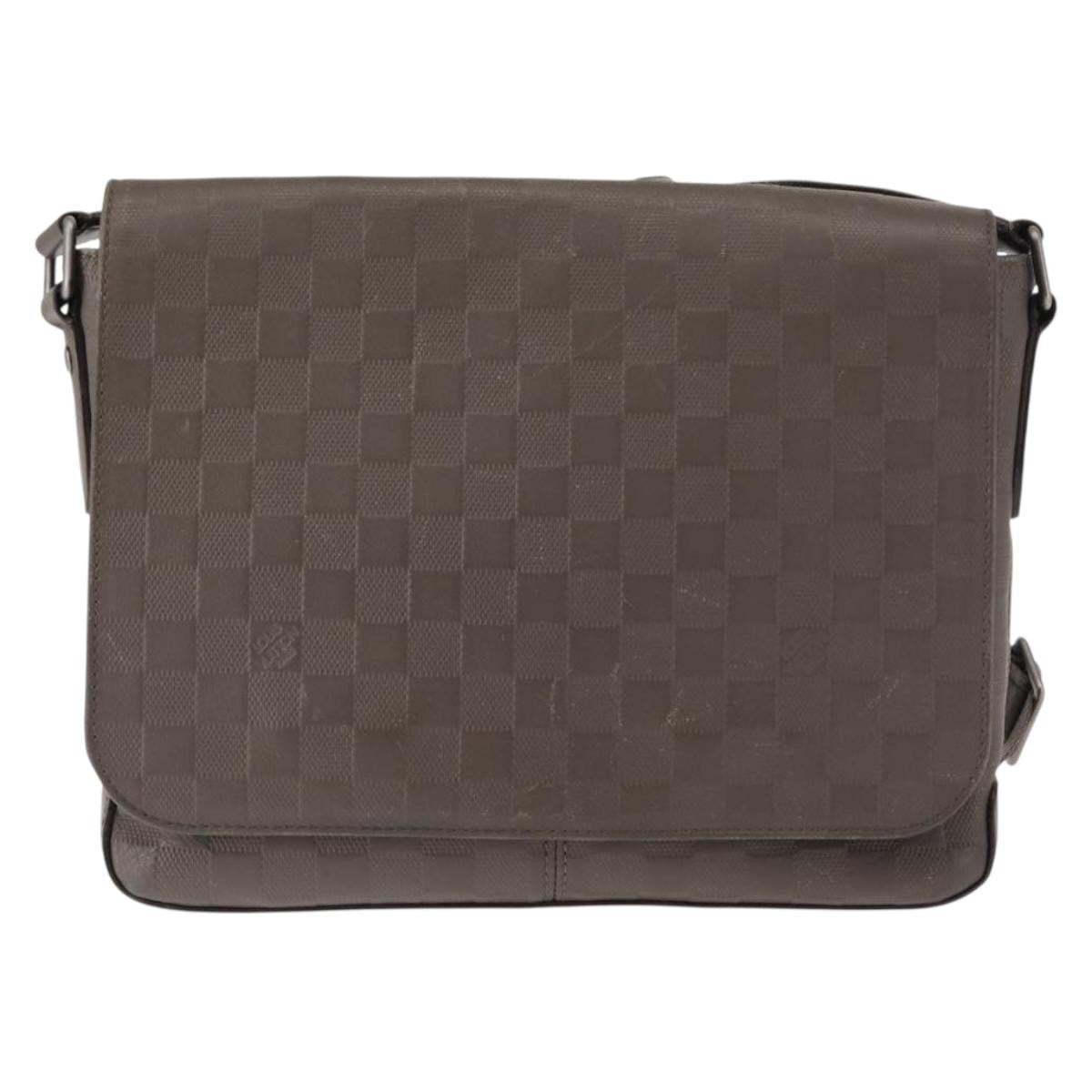 Louis Vuitton District Messenger Bag Damier Infini Leather Gray Leather Shoulder Bag Bag (Pre-Owned)