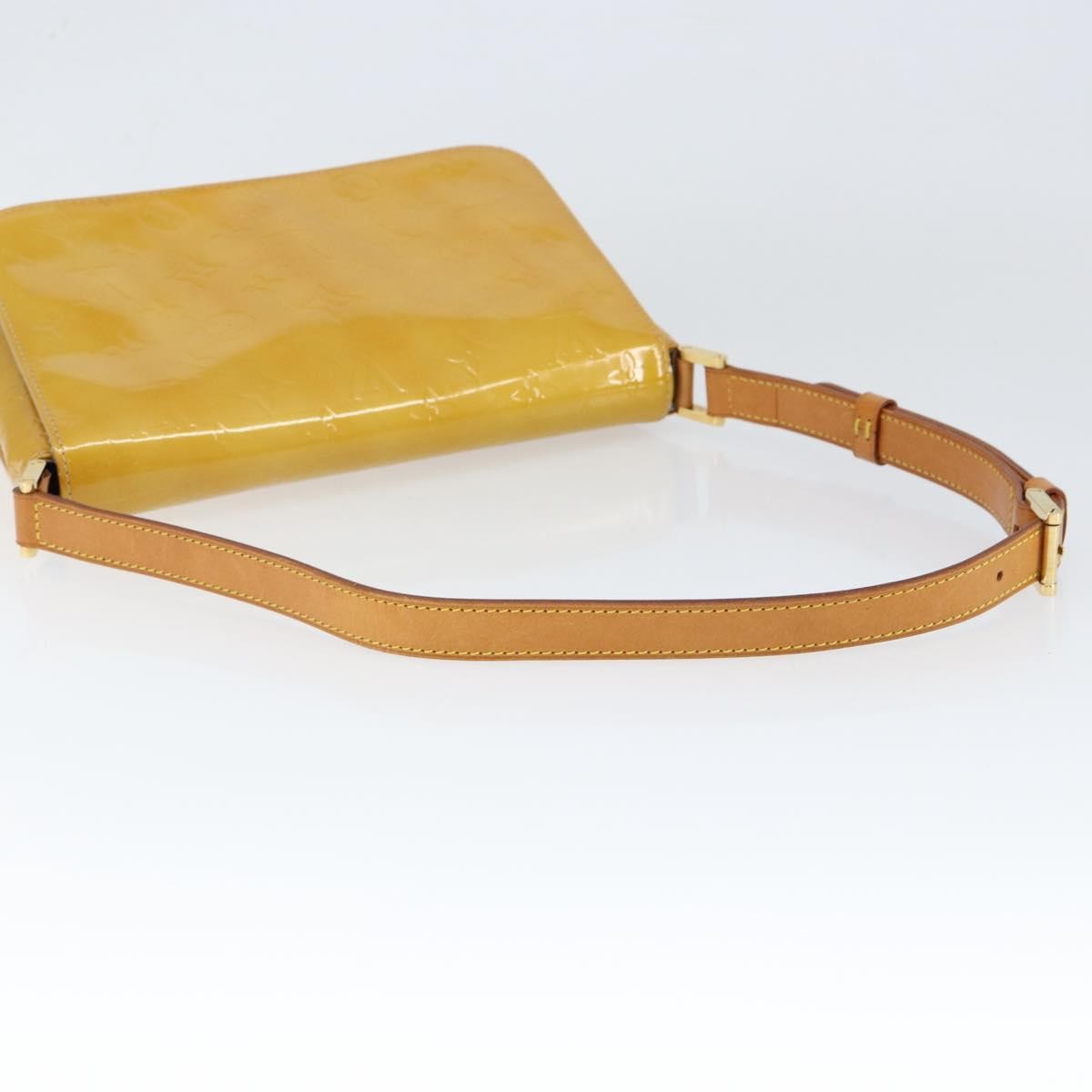 Louis Vuitton Thompson Street Handbag Monogram Vernis Beige Patent_Leather Shoulder Bag Bag (Pre-Owned)