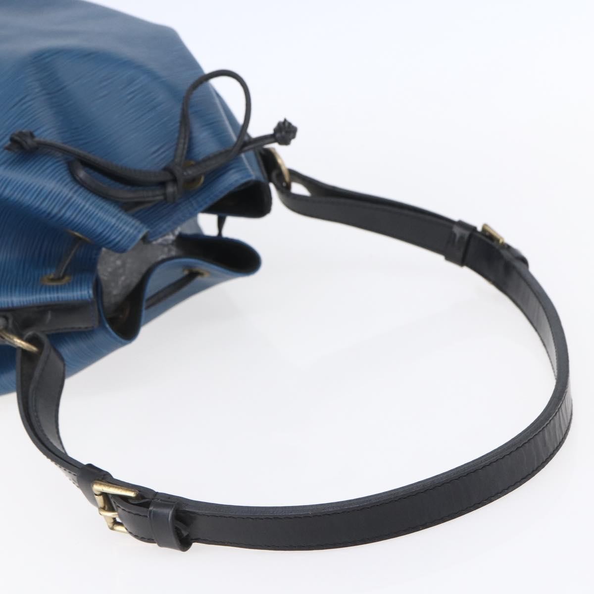 Louis Vuitton Petit Noe Handbag Epi Leather Blue Leather Shoulder Bag Bag (Pre-Owned)