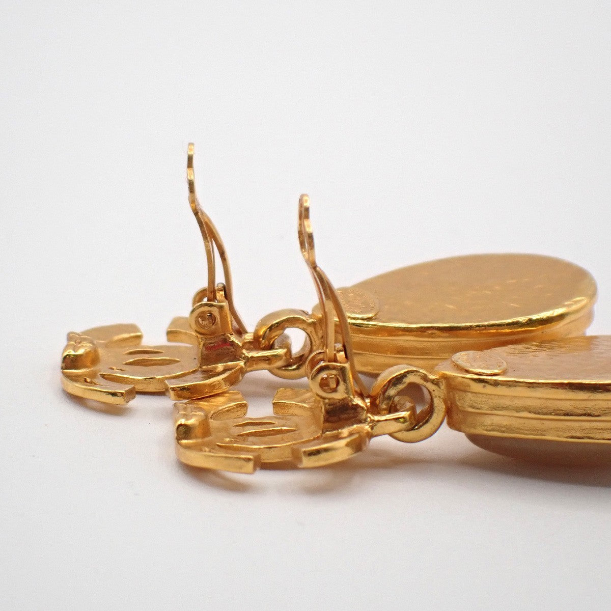 Chanel Cc Teardrop Earrings Metal With Faux Pearl Gold Gold_Plated Earrings Jewelry (Pre-Owned)