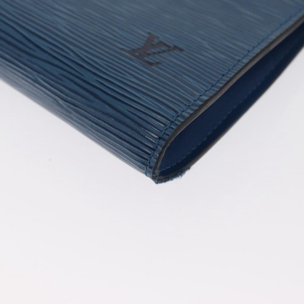 Louis Vuitton Pochette Accessoires Epi Leather Blue Leather Clutche & Pouche Bag (Pre-Owned)