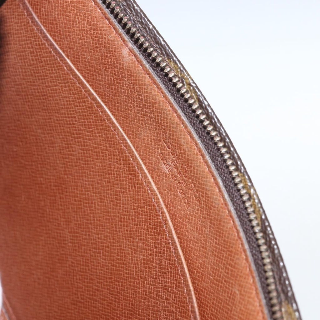 Louis Vuitton Toiletry Pouch Monogram Canvas Brown Canvas Clutche & Pouche Bag (Pre-Owned)