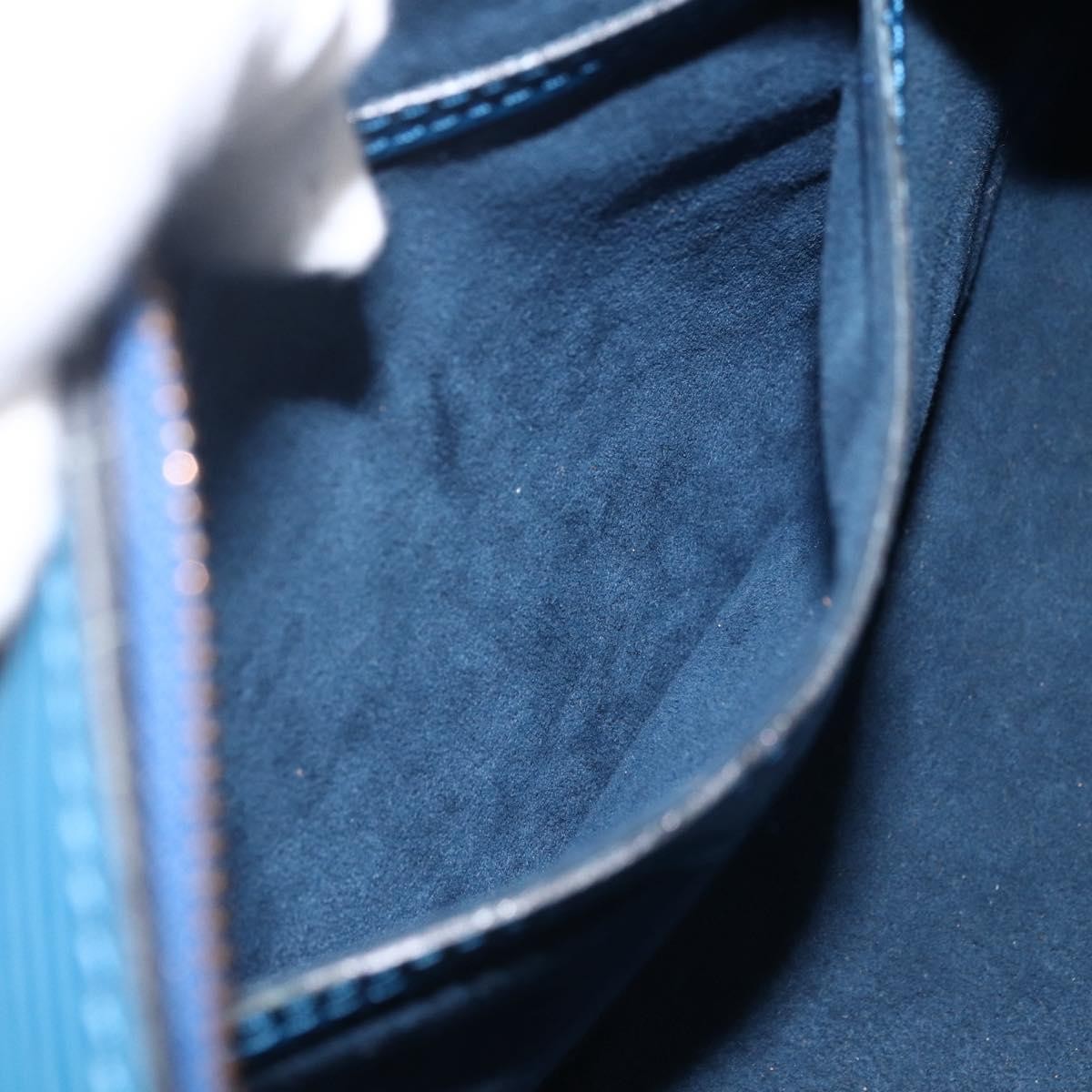Louis Vuitton Soufflot Handbag Epi Leather Blue Leather Handbag (Pre-Owned)
