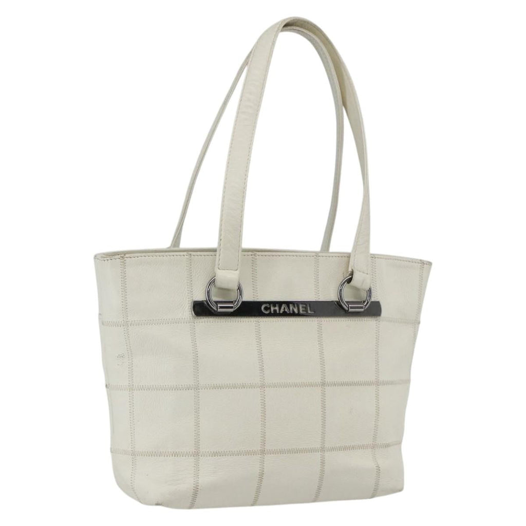 Chanel Square Stitch Tote Quilted Leather White Leather Tote Bag Bag (Pre-Owned)