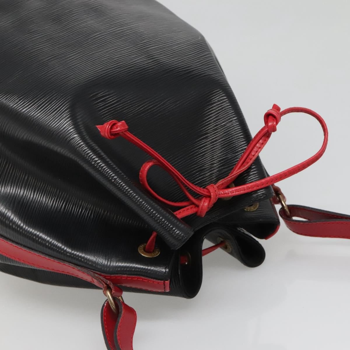 Louis Vuitton Bicolor Noe Handbag Epi Leather Black Leather Shoulder Bag Bag (Pre-Owned)