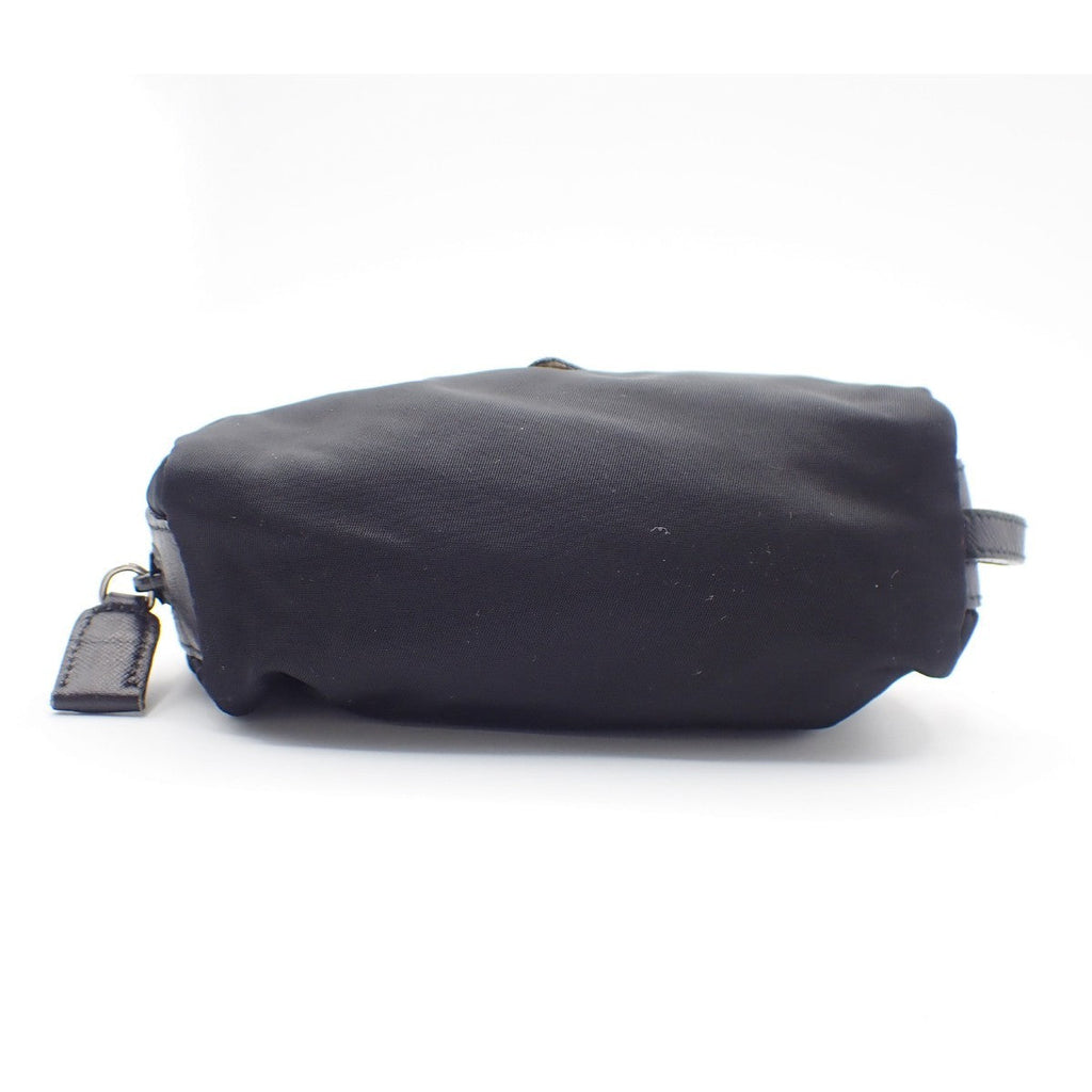 Prada Padded Zip Belt Bag Tessuto Black Nylon Clutche & Pouche Bag (Pre-Owned)