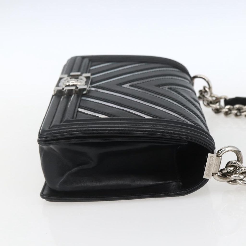 Chanel Boy Flap Bag Chevron Lambskin With Holographic Pvc Black Leather Shoulder Bag Bag (Pre-Owned)