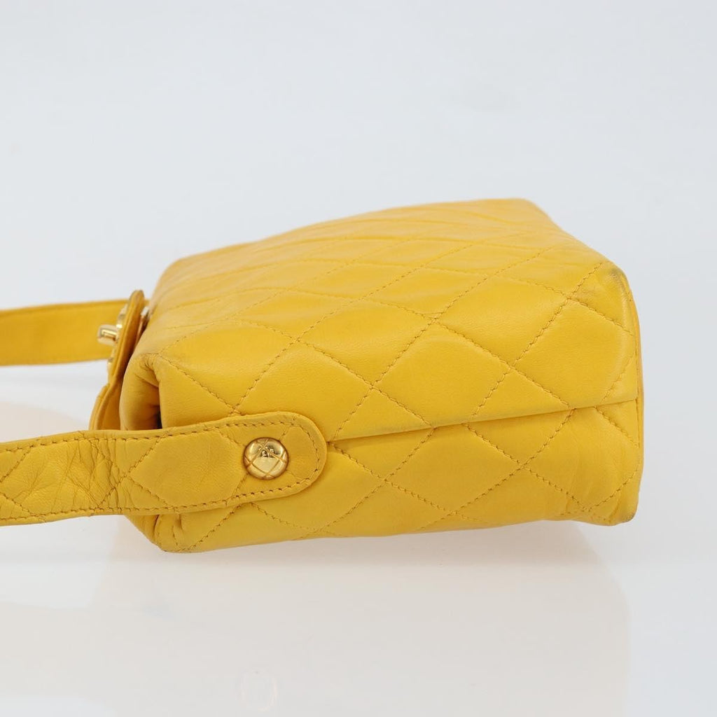 Chanel Vintage Cc Fold Over Shoulder Bag Quilted Lambskin Yellow Leather Shoulder Bag Bag (Pre-Owned)