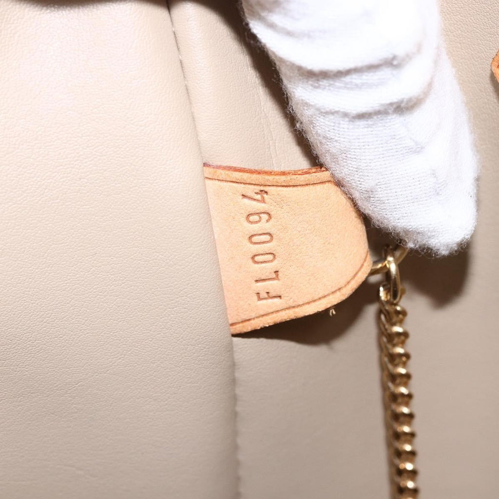 Louis Vuitton Bucket Bag Monogram Vernis Beige Patent_Leather Shoulder Bag Bag (Pre-Owned)