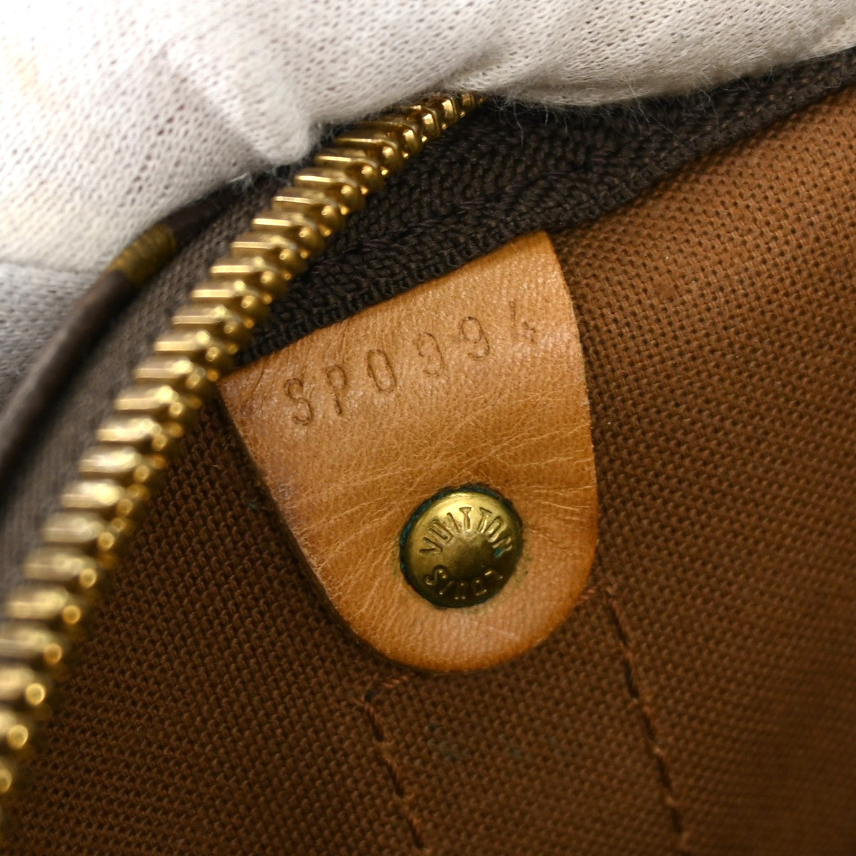 Louis Vuitton Keepall Bag Monogram Canvas Brown Canvas Travel Bag Bag (Pre-Owned)