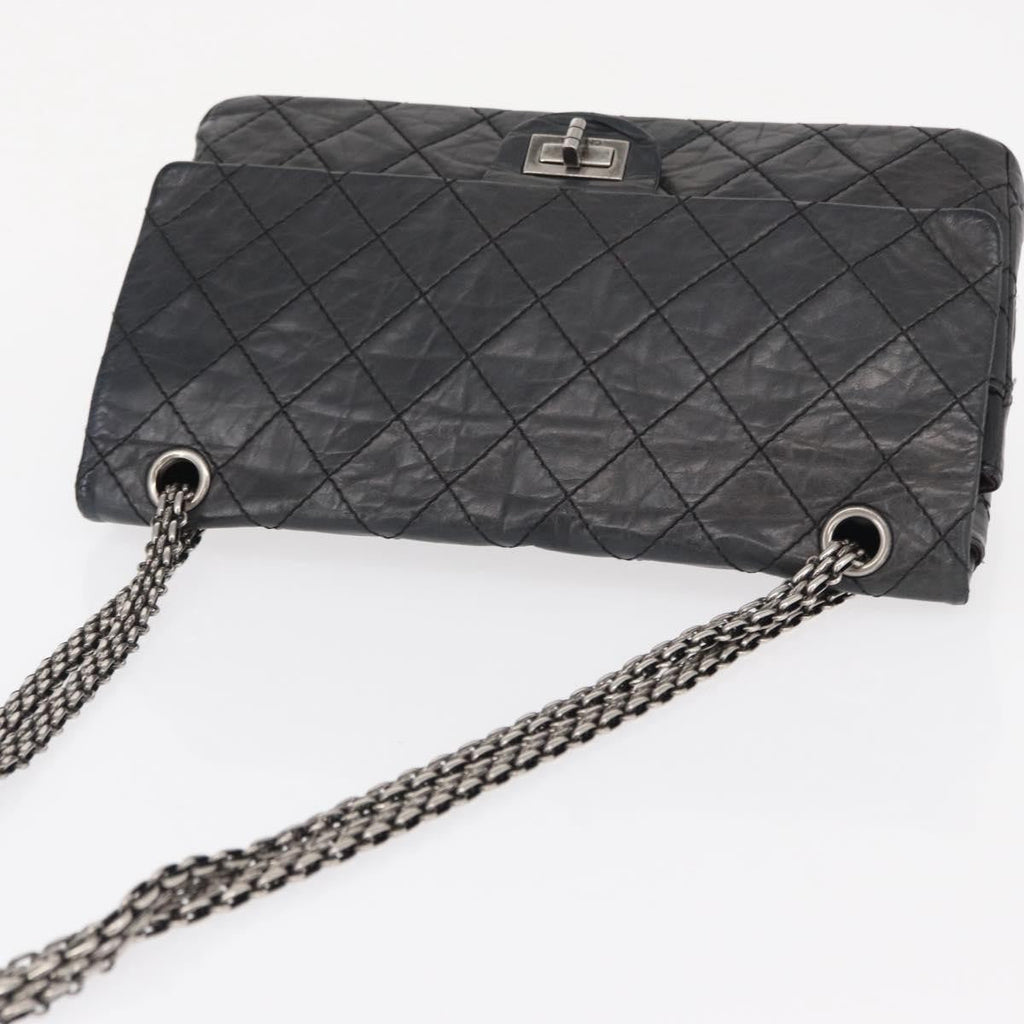 Chanel Reissue 2.55 Flap Bag Quilted Aged Calfskin Black Leather Shoulder Bag Bag (Pre-Owned)