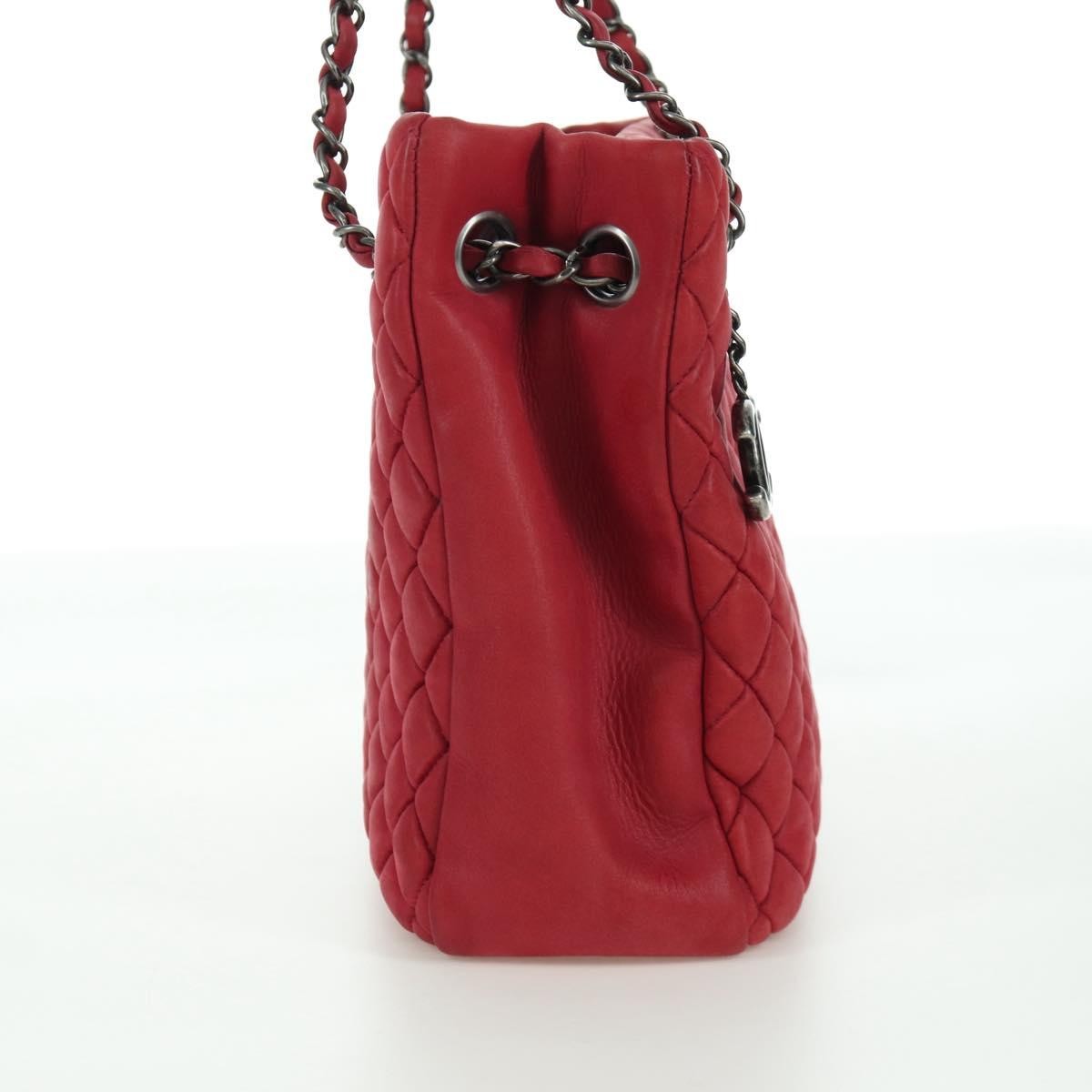 Chanel New Bubble Tote Quilted Calfskin Red Leather Tote Bag Bag (Pre-Owned)