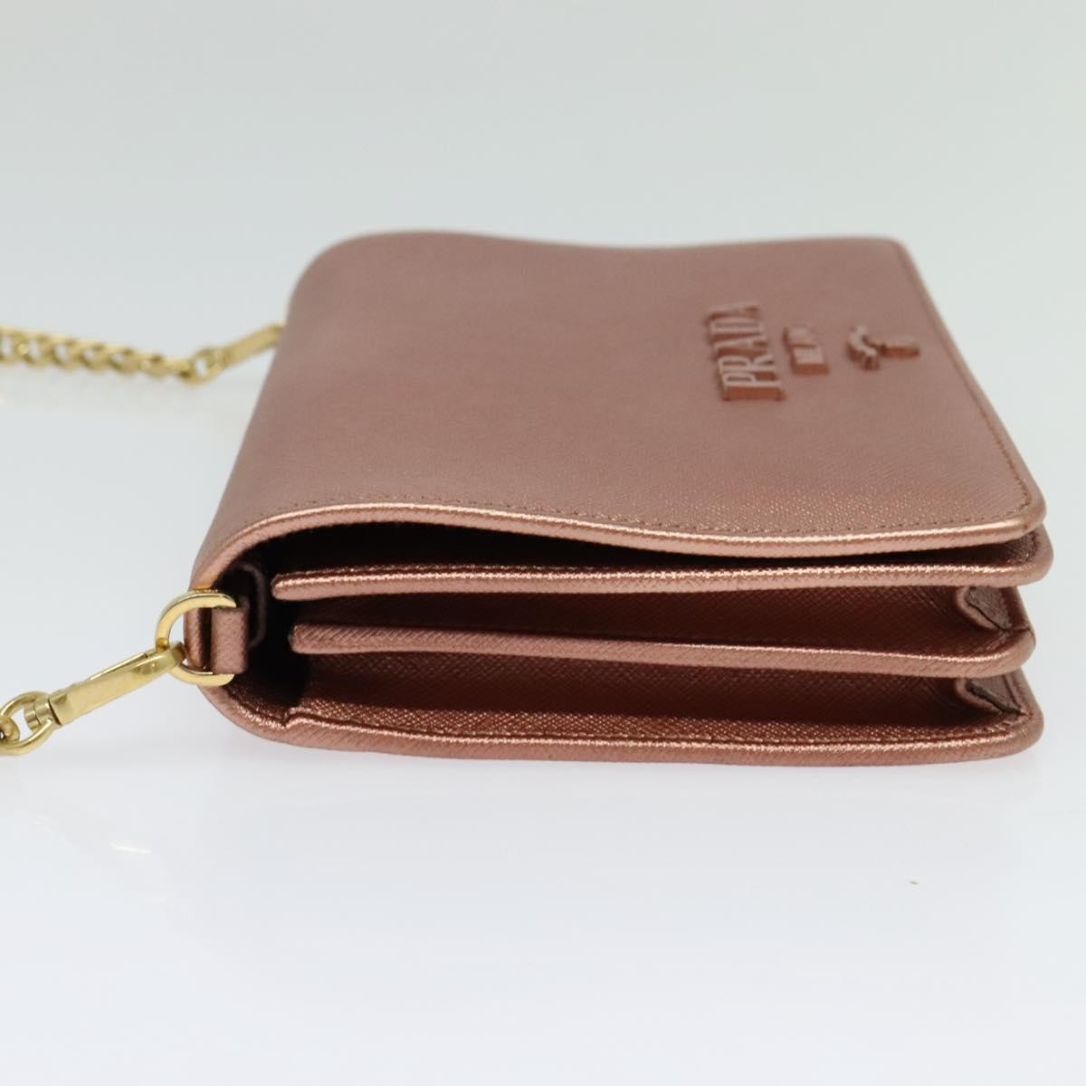 Prada Monochrome Chain Flap Bag Saffiano Leather Pink Leather Shoulder Bag Bag (Pre-Owned)