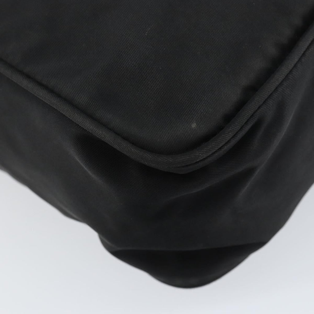 Prada Front Pocket Zip Messenger Bag Tessuto With Saffiano Leather Black Nylon Shoulder Bag Bag (Pre-Owned)