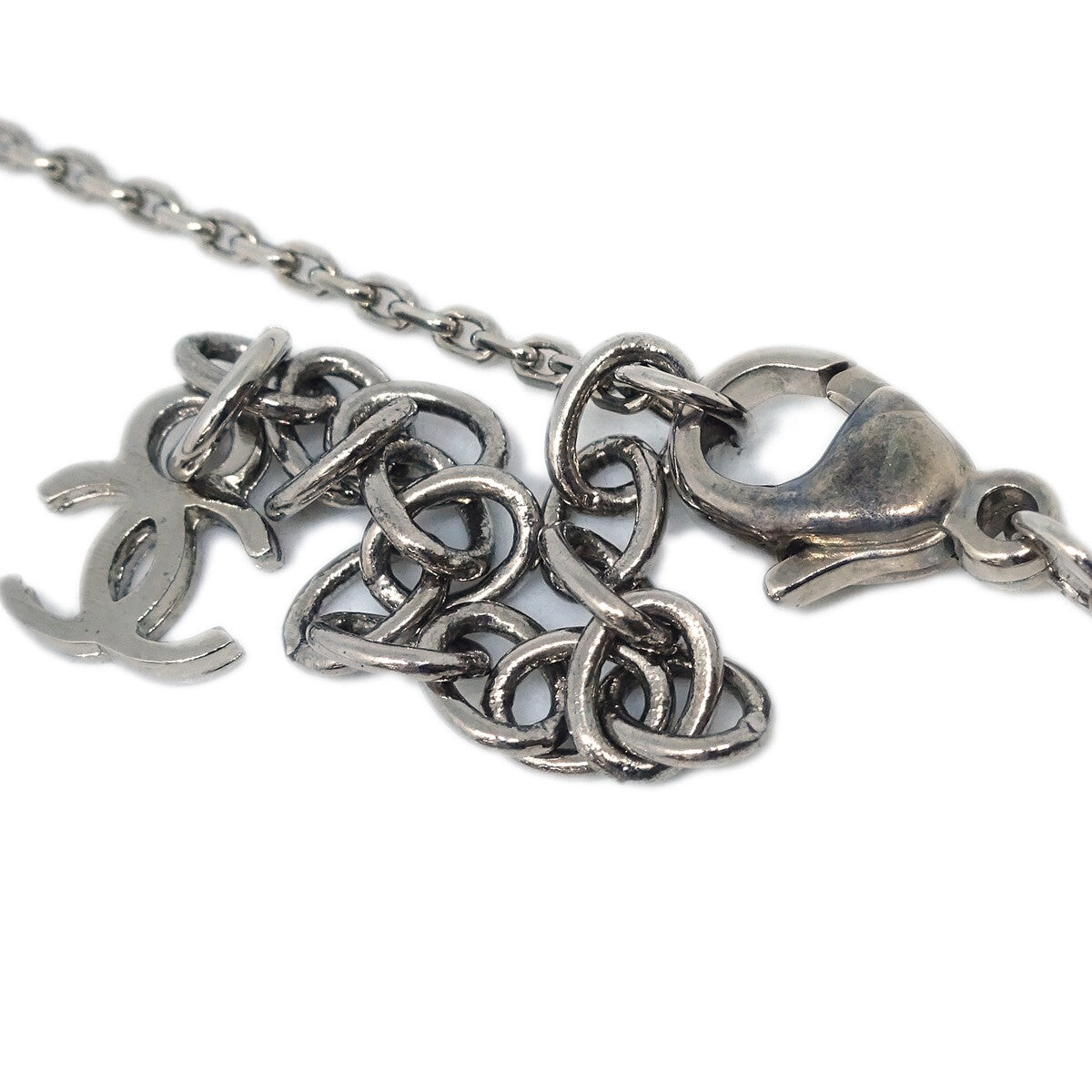 Chanel Cc Heart Pendant Necklace Metal And Enamel Silver Silver_Plated Necklace Jewelry (Pre-Owned)