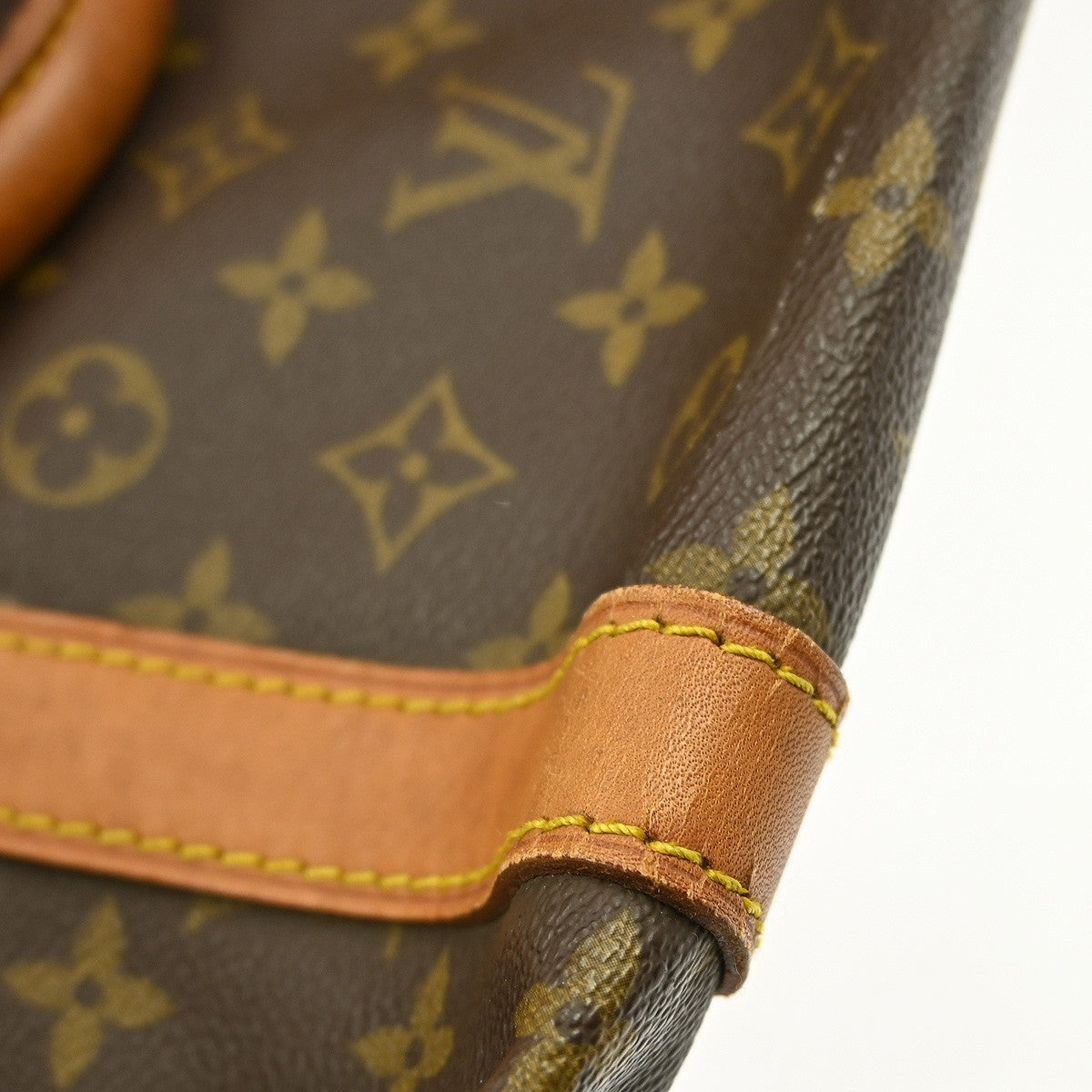 Louis Vuitton Keepall Bag Monogram Canvas Brown Canvas Travel Bag Bag (Pre-Owned)