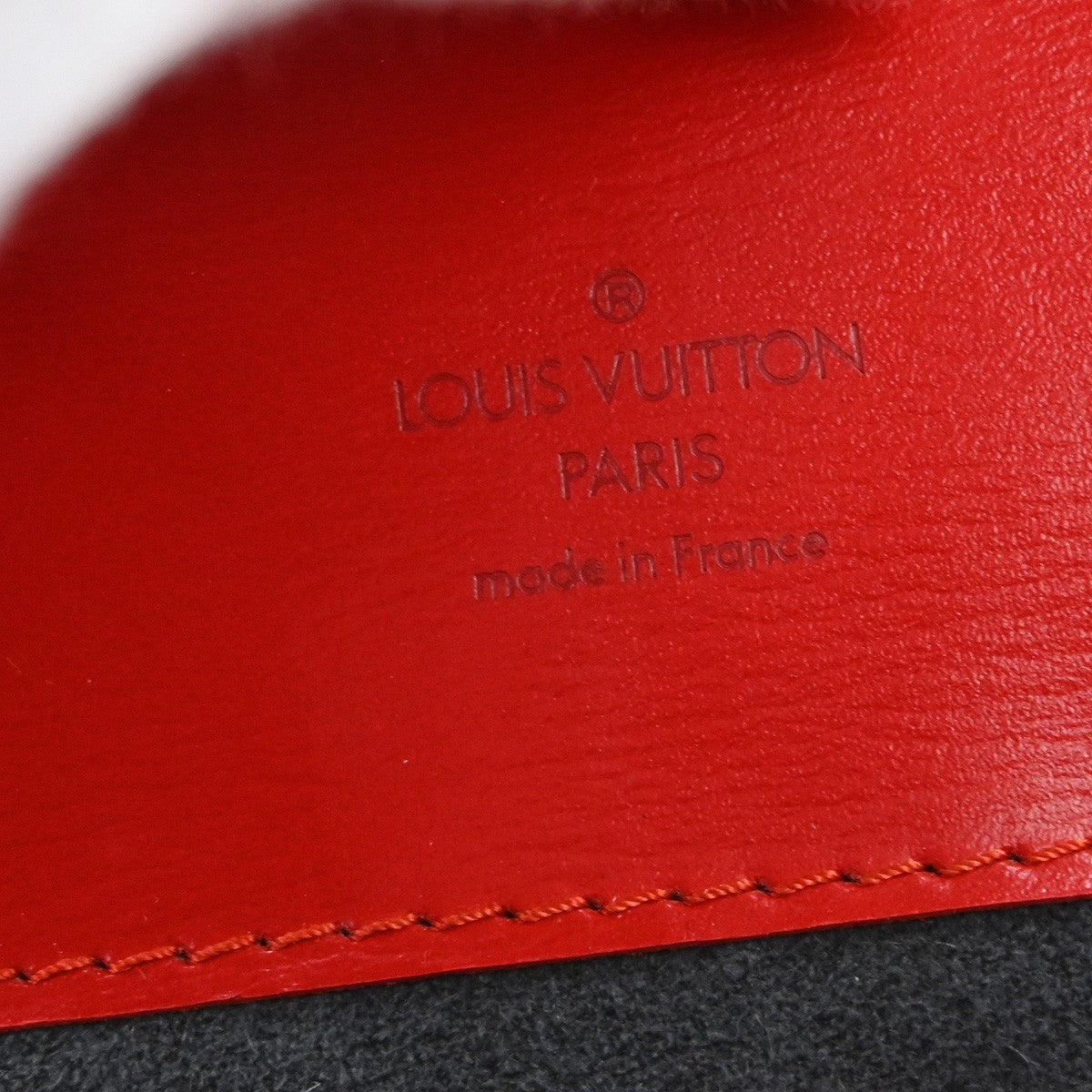 Louis Vuitton Cluny Shoulder Bag Epi Leather Red Leather Shoulder Bag Bag (Pre-Owned)