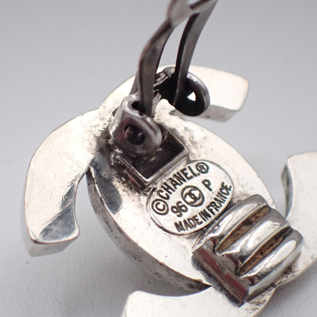 Chanel Cc Turnlock Clip-On Earrings Metal Silver Silver_Plated Earrings Jewelry (Pre-Owned)