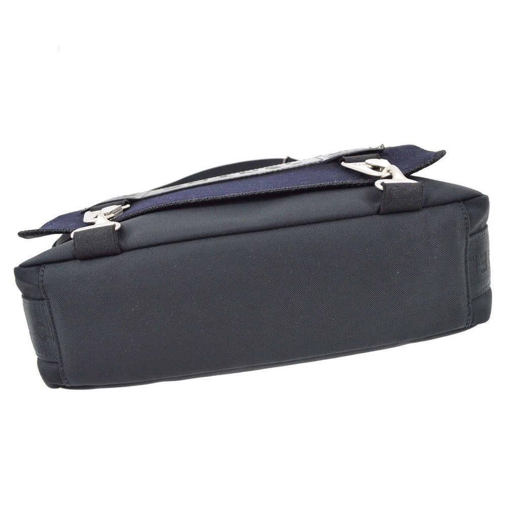 Chanel Sport Line Flap Messenger Bag Wool And Nylon Black Nylon Shoulder Bag Bag (Pre-Owned)