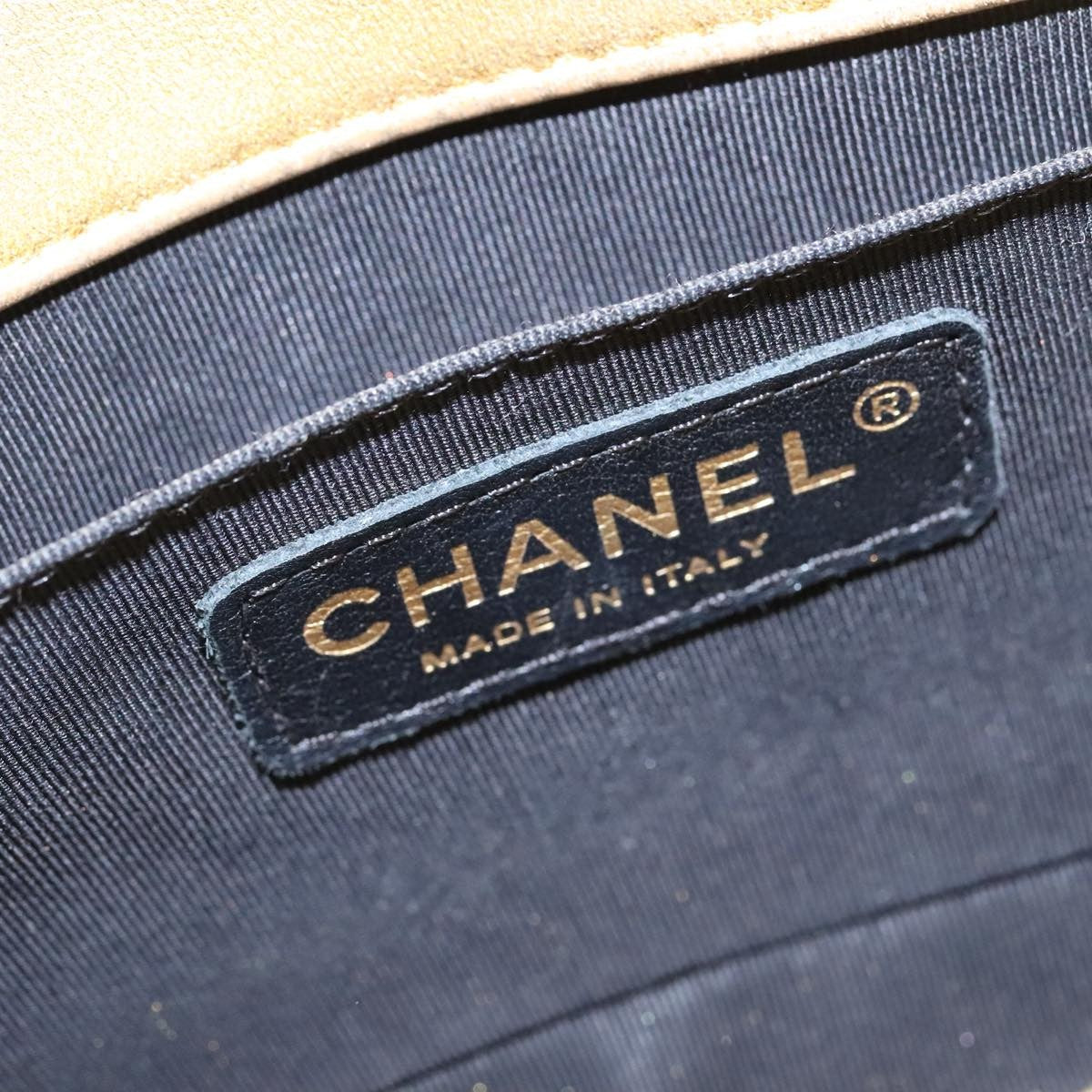 Chanel Boy Flap Bag Quilted Patent Gold Patent_Leather Shoulder Bag Bag (Pre-Owned)