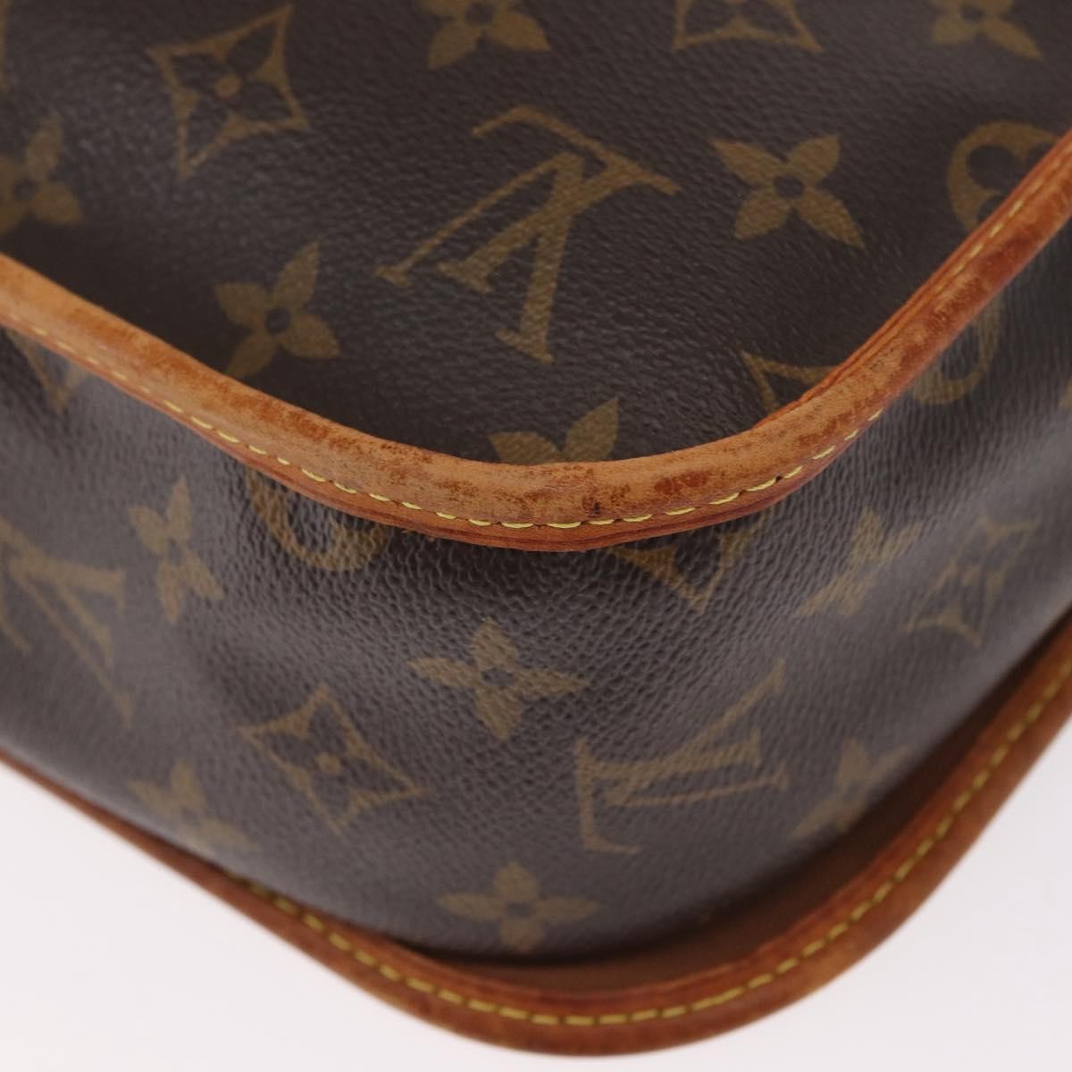 Louis Vuitton Bosphore Messenger Bag Monogram Canvas Brown Canvas Shoulder Bag Bag (Pre-Owned)