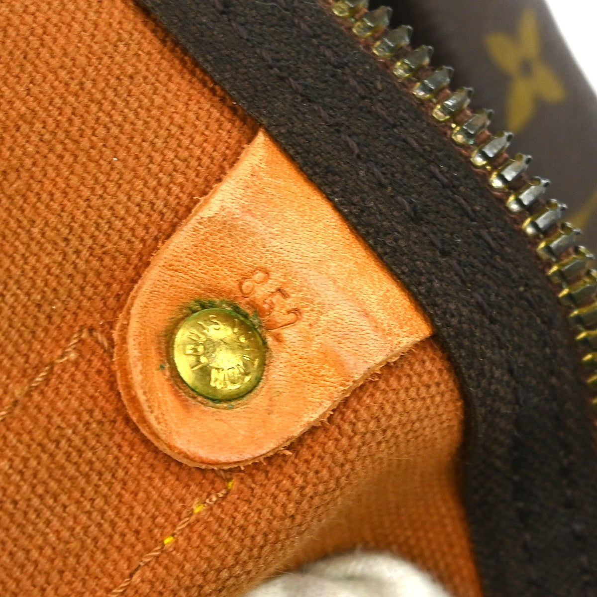 Louis Vuitton Keepall Bag Monogram Canvas Brown Canvas Travel Bag Bag (Pre-Owned)