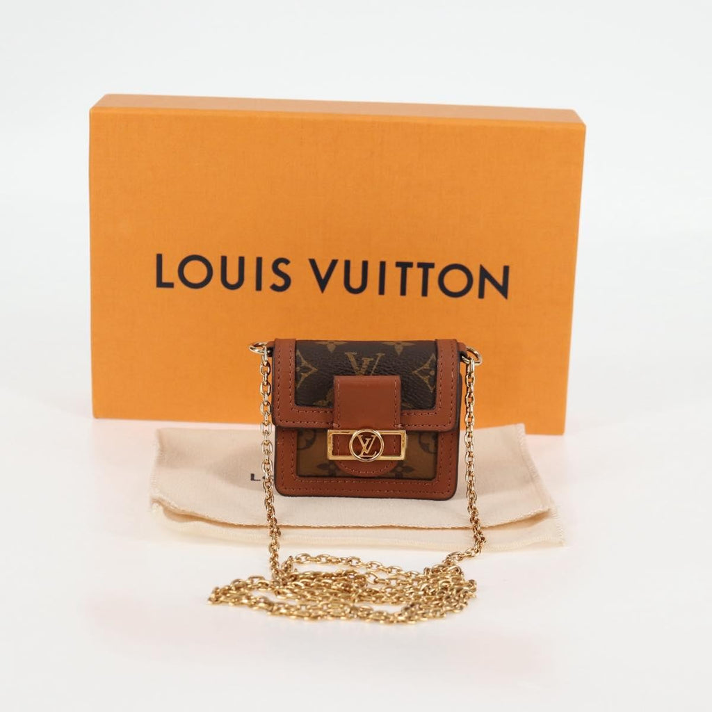 Louis Vuitton Dauphine Shoulder Bag Reverse Monogram Canvas Brown Canvas Clutche & Pouche Bag (Pre-Owned)