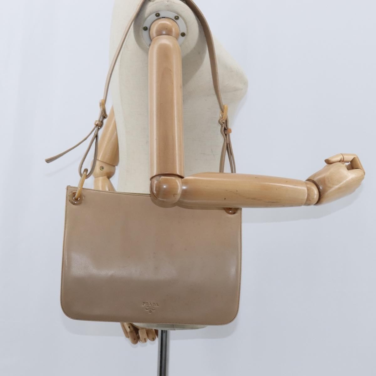 Prada Vintage Shoulder Bag Leather Beige Leather Shoulder Bag Bag (Pre-Owned)