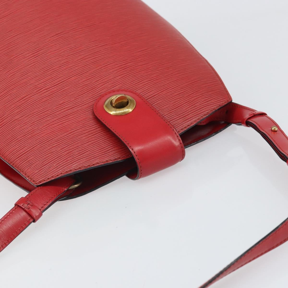 Louis Vuitton Cluny Shoulder Bag Epi Leather Red Leather Shoulder Bag Bag (Pre-Owned)