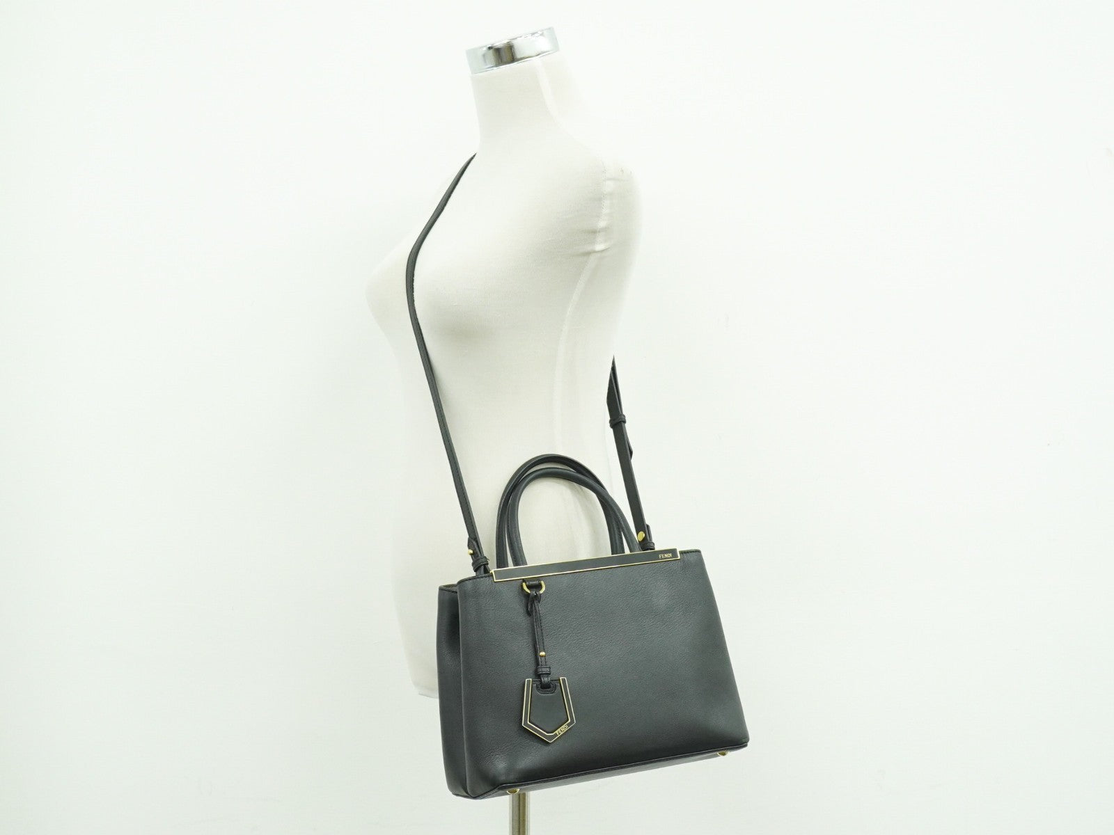 Fendi 2Jours Bag Leather Black Leather Handbag (Pre-Owned)
