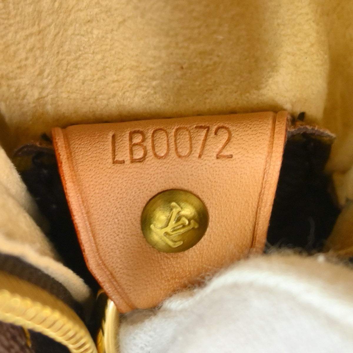 Louis Vuitton Monogram Looping Handbag Monogram Canvas Brown Canvas Shoulder Bag Bag (Pre-Owned)
