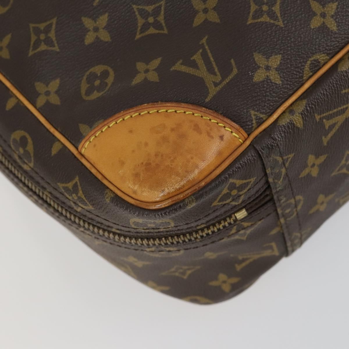 Louis Vuitton Sirius Handbag Monogram Canvas Brown Canvas Travel Bag Bag (Pre-Owned)