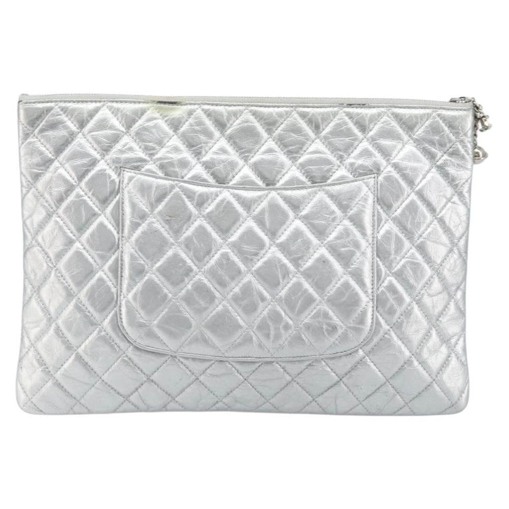 Chanel O Case Clutch Quilted Crumpled Calfskin Silver Leather Clutche & Pouche Bag (Pre-Owned)
