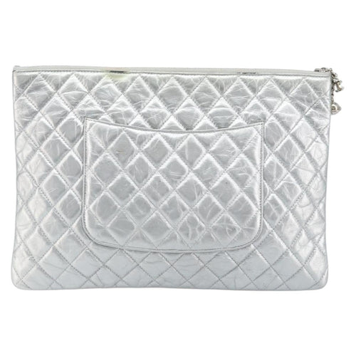 Chanel O Case Clutch Quilted Crumpled Calfskin Silver Leather Clutche & Pouche Bag (Pre-Owned)