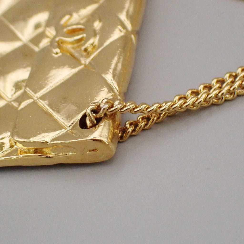 Chanel Vintage Medallion Flap Bag Brooch Metal Gold Gold_Plated Brooch Jewelry (Pre-Owned)