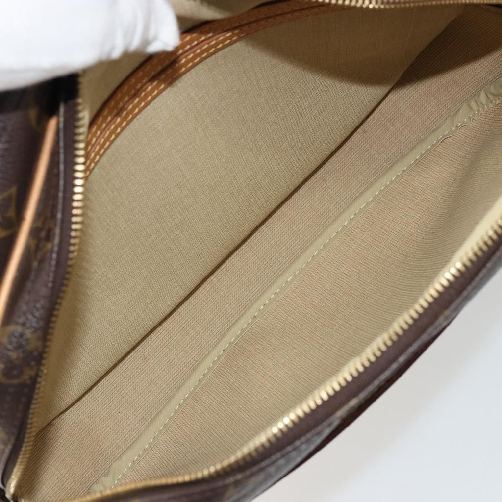 Louis Vuitton Reporter Bag Monogram Canvas Brown Canvas Shoulder Bag Bag (Pre-Owned)
