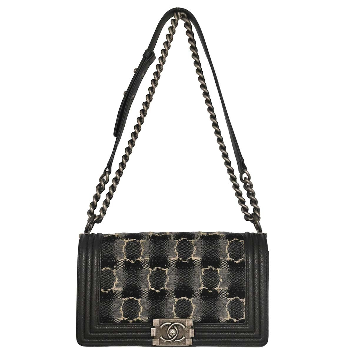 Chanel Boy Flap Bag Tweed And Leather Black Leather Shoulder Bag Bag (Pre-Owned)