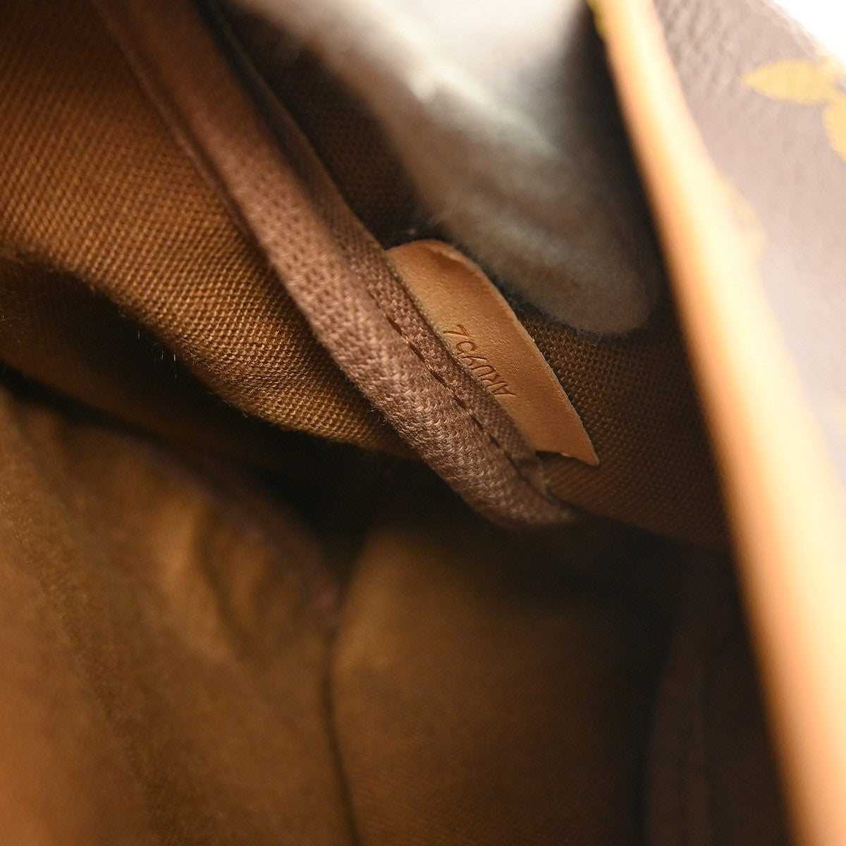 Louis Vuitton Saumur Handbag Monogram Canvas Brown Canvas Shoulder Bag Bag (Pre-Owned)