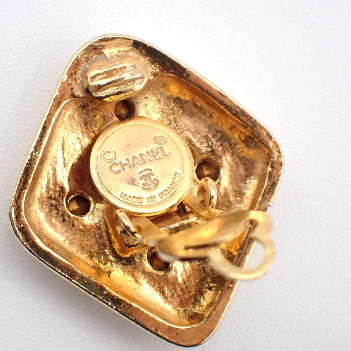 Chanel Vintage Cc Diamond Shape Clips-On Earrings Gold-Plated Gold Gold_Plated Earrings Jewelry (Pre-Owned)