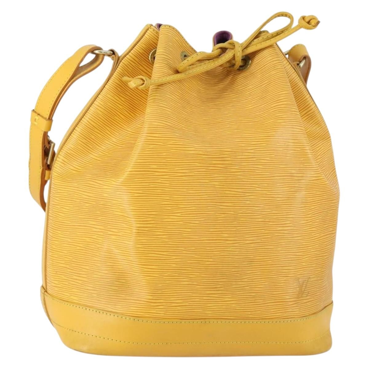 Louis Vuitton Noe Handbag Epi Leather Yellow Leather Shoulder Bag Bag (Pre-Owned)