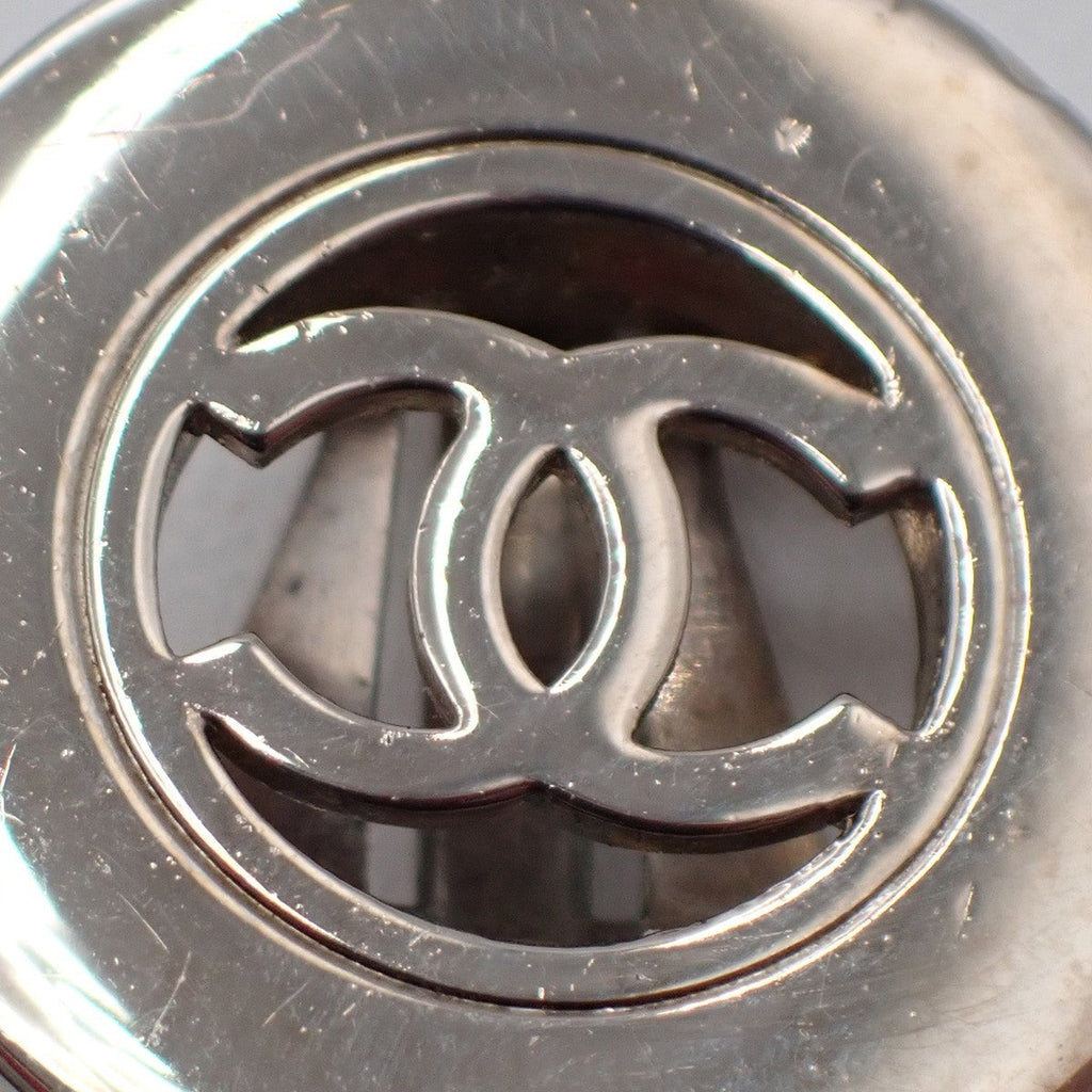Chanel Cc Cutout Round Clip-On Earrings Metal Silver Metal Earrings Jewelry (Pre-Owned)